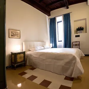 Bed & Breakfast Campo Marzio Charming, Rome